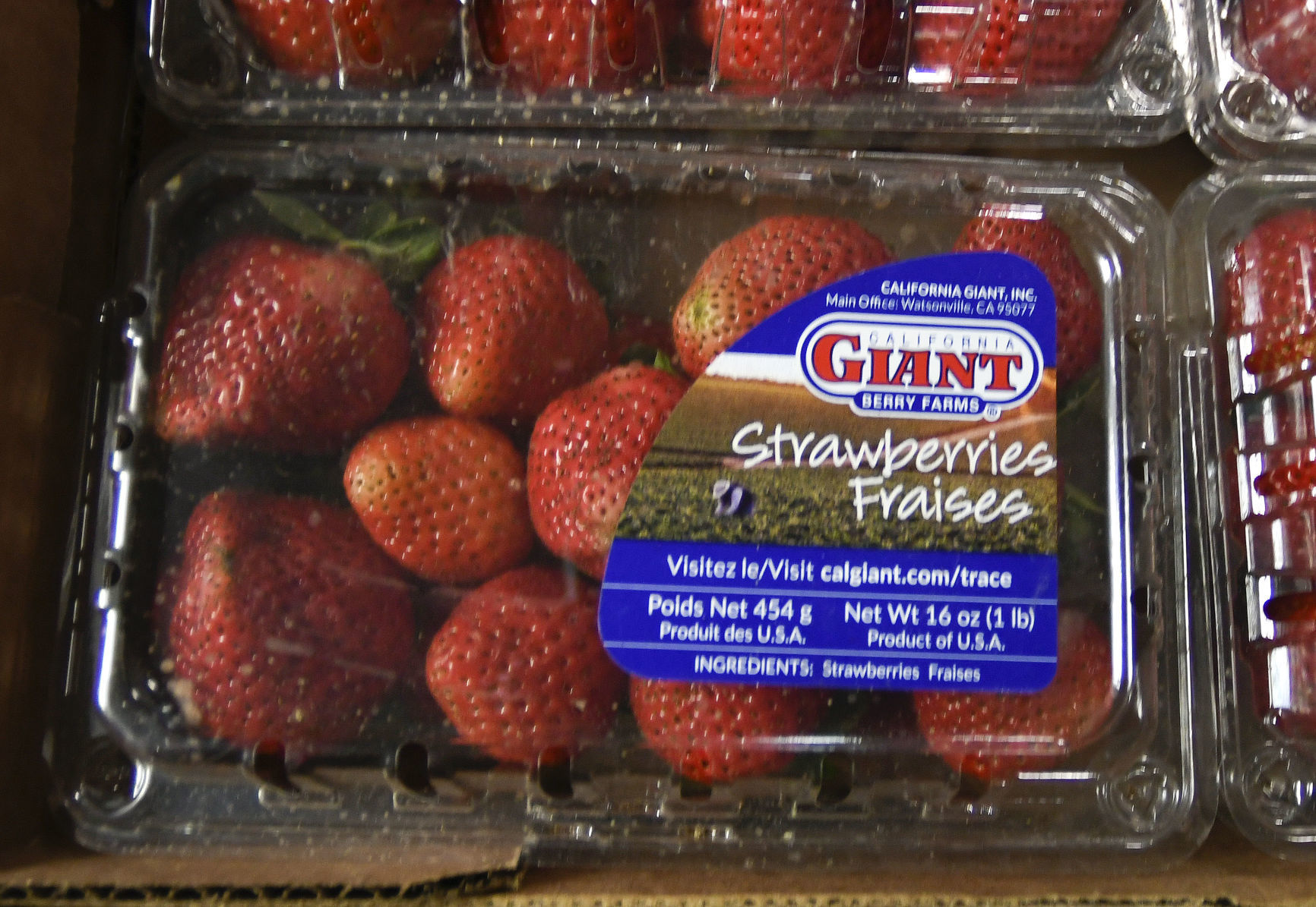 082719 Chinese Costco strawberries 03.jpg